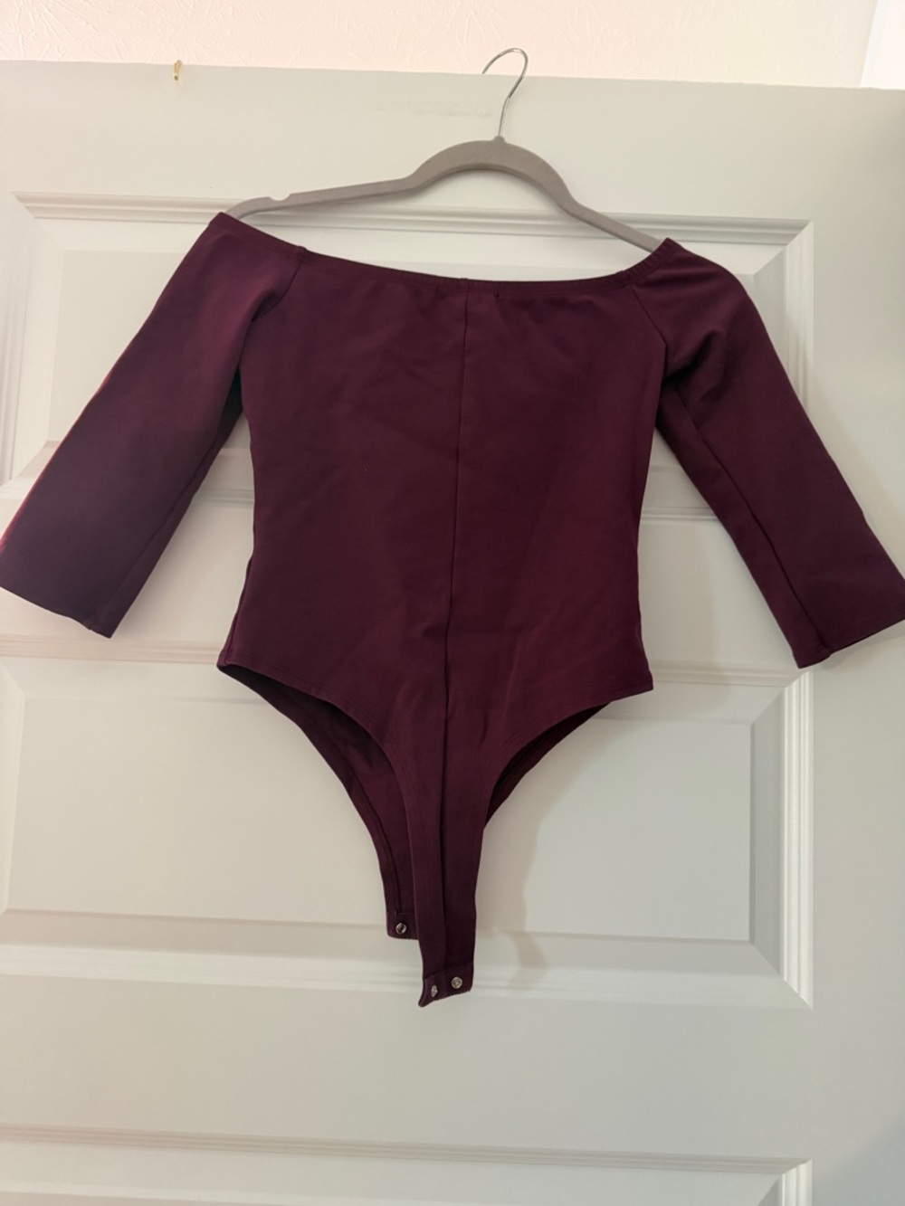 Lulu's Women’s Off-Shoulder One-Piece Bodysuit in Plum - Medium - Picture 4 of 4